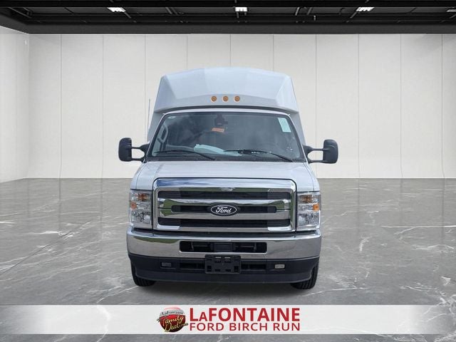 2027 Ford E-450SD KUV