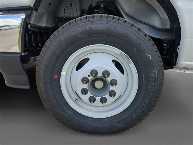 2026 Ford E-450SD Base