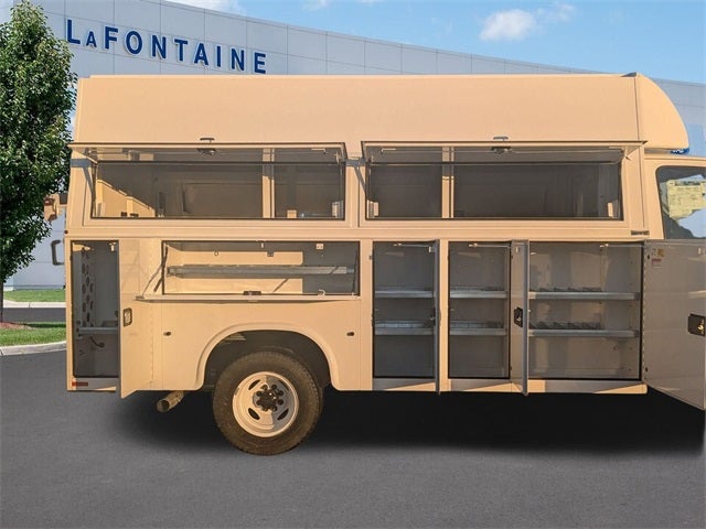 2026 Ford E-450SD Base