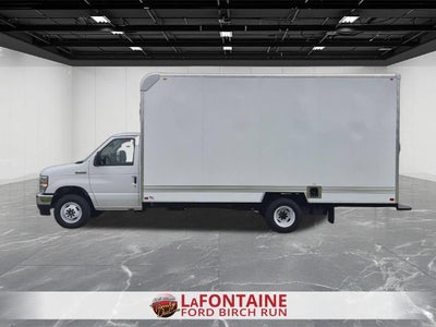 2027 Ford E-450SD Base