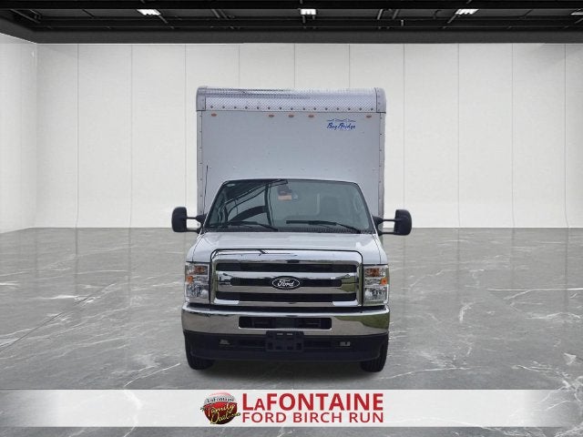 2027 Ford E-450SD Base
