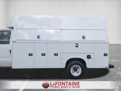 2027 Ford E-450SD KUV