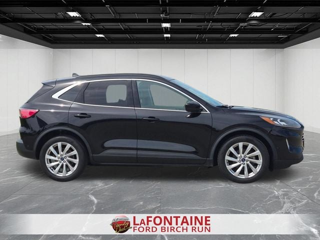 2022 Ford Escape Hybrid Titanium