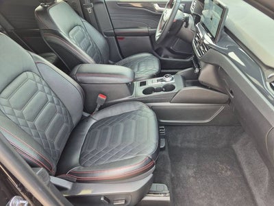 2024 Ford Escape ST-Line Elite
