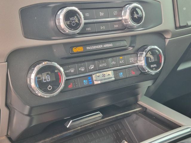 2022 Ford F-350SD Lariat