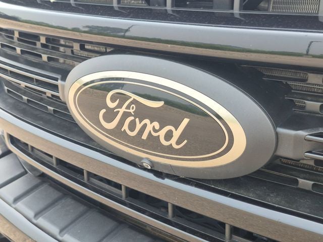 2022 Ford F-350SD Lariat