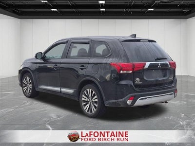 2019 Mitsubishi Outlander SE