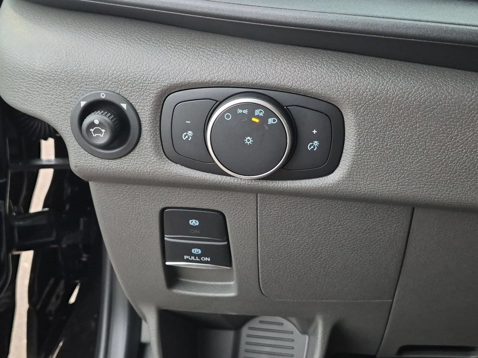 2027 Ford Transit-350 XL