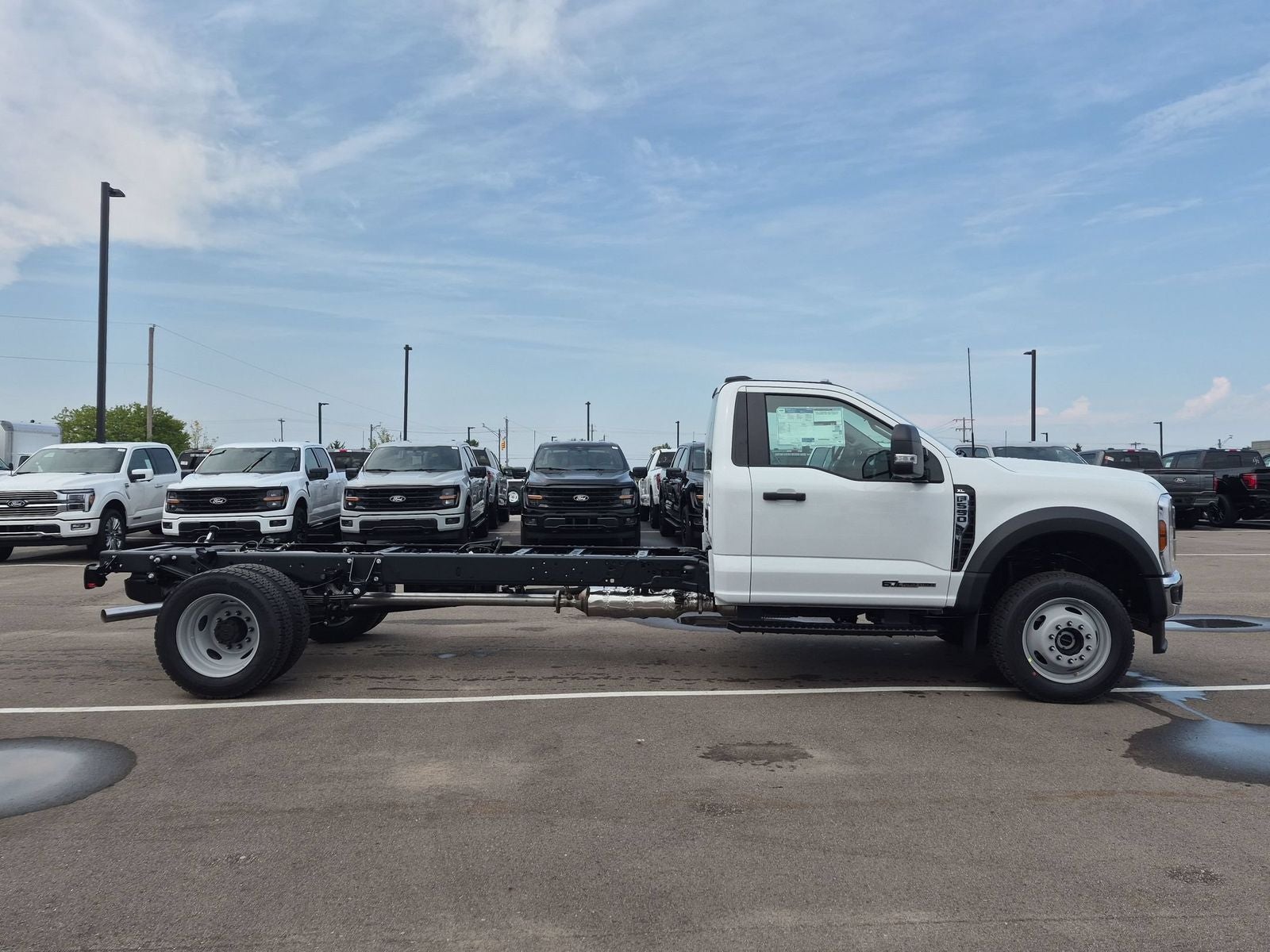 2026 Ford F-550SD DRW