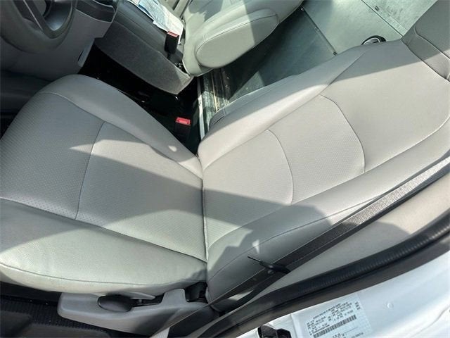 2025 Ford E-350SD Base Cutaway