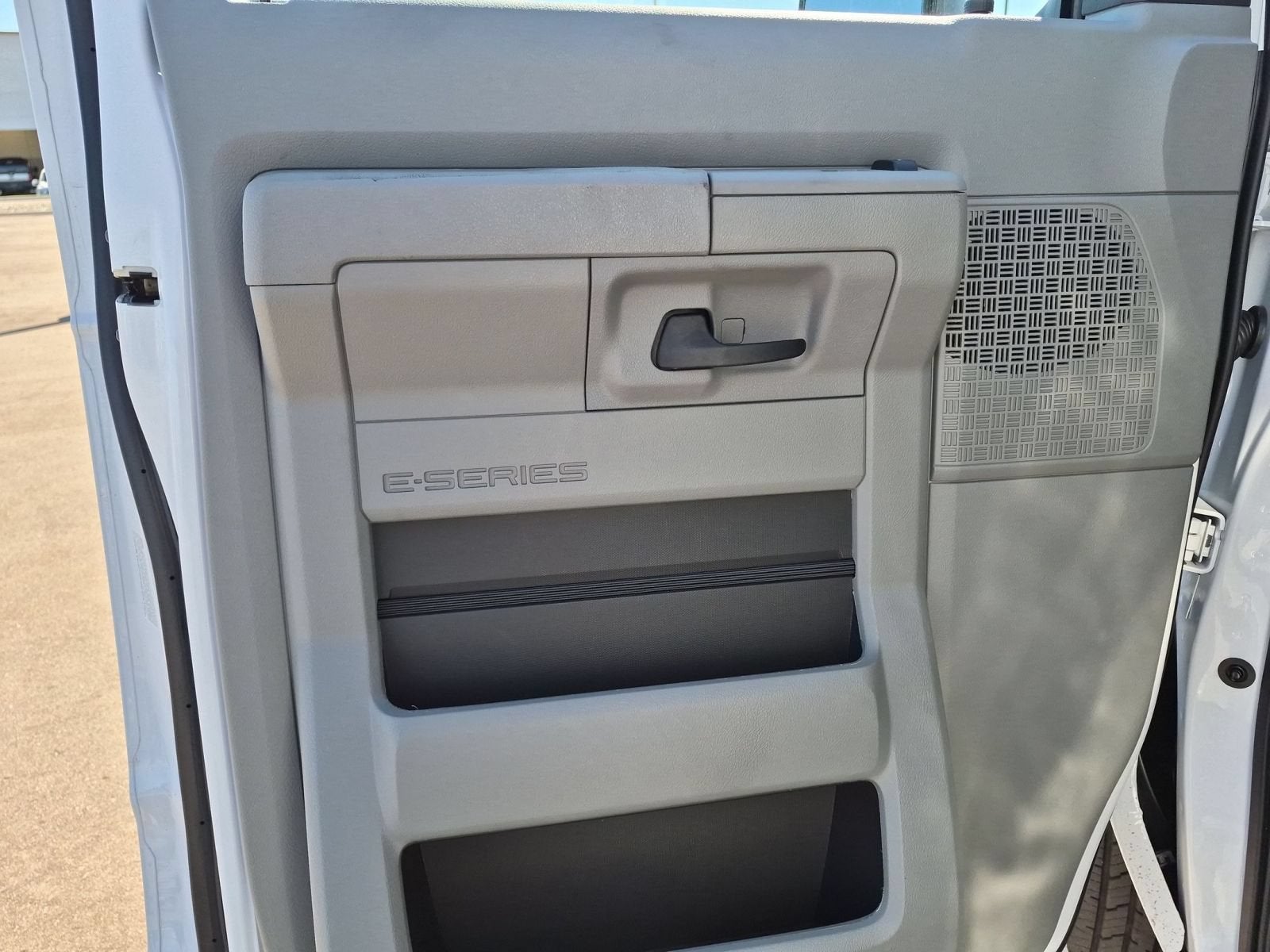 2027 Ford E-350 Knapheide Service Body