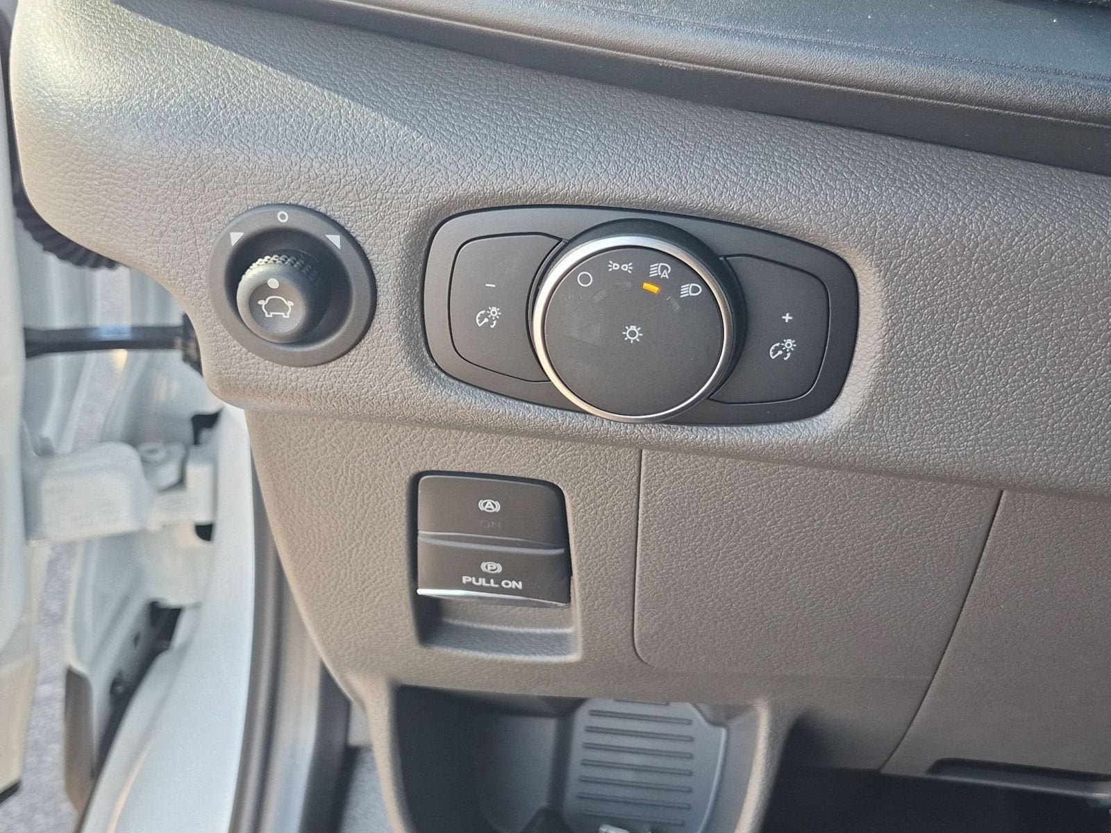 2027 Ford Transit-250 Base