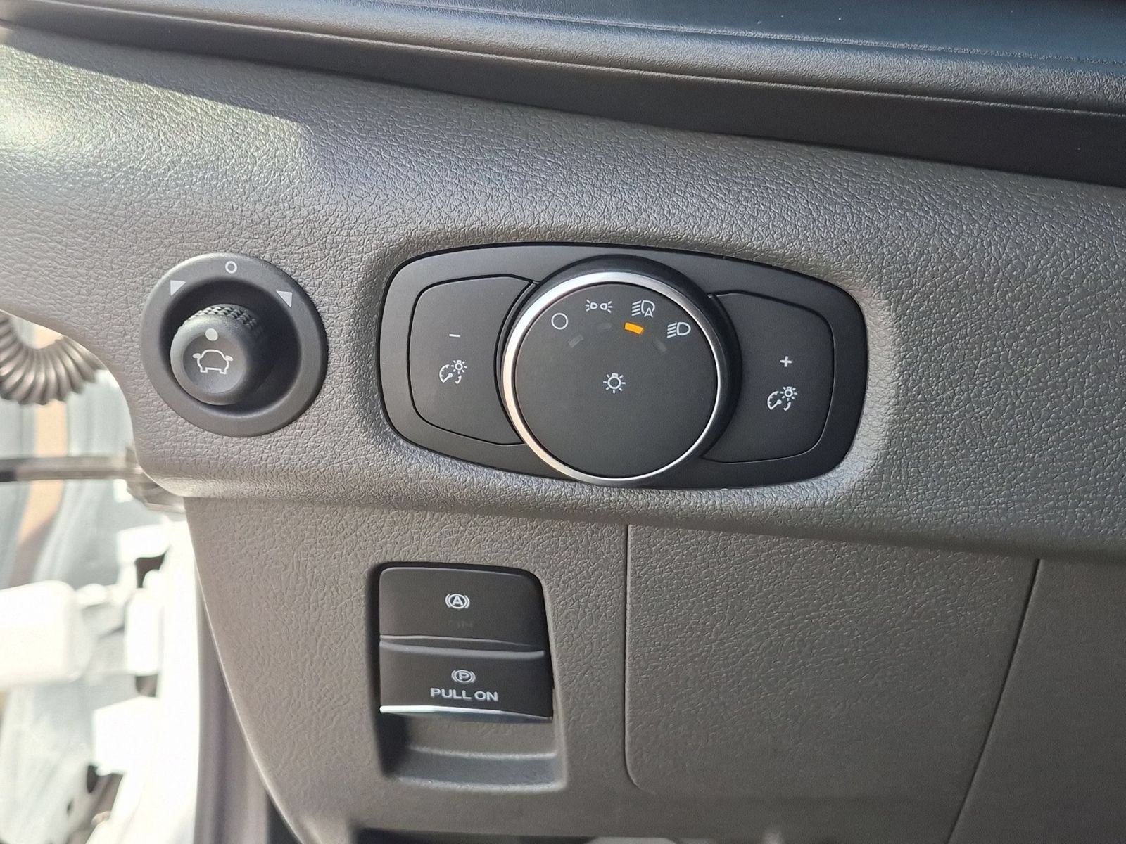 2027 Ford Transit-150 Base