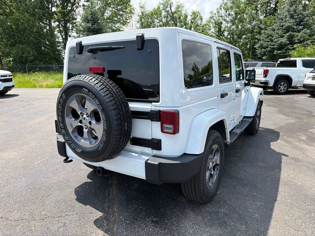 2016 Jeep Wrangler Unlimited Sahara