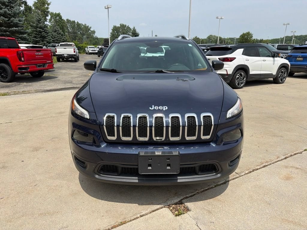 2016 Jeep Cherokee Sport
