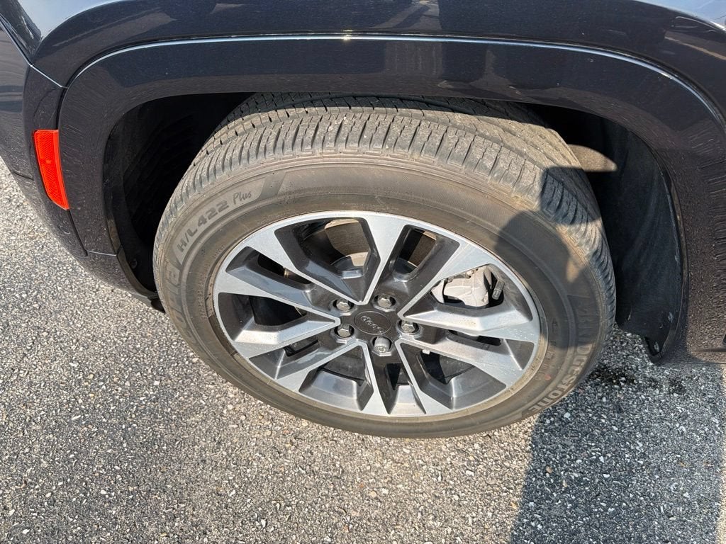 2023 Jeep Grand Cherokee L Overland 4x4