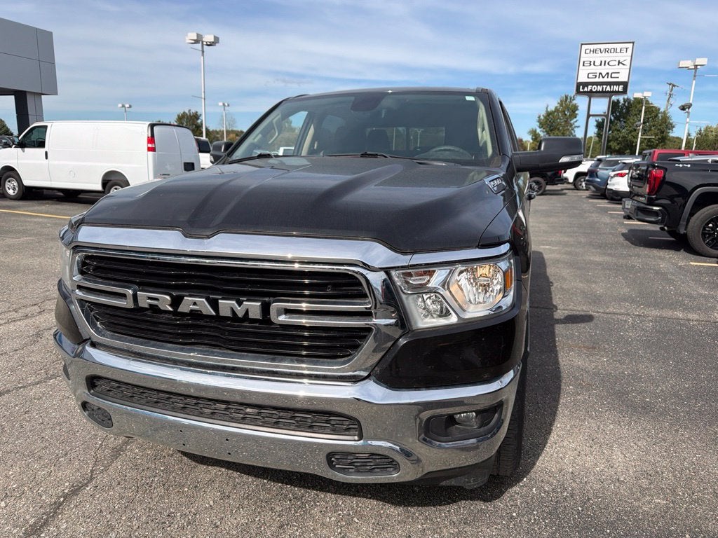 2020 RAM 1500 Big Horn Crew Cab 4x4 5'7" Box
