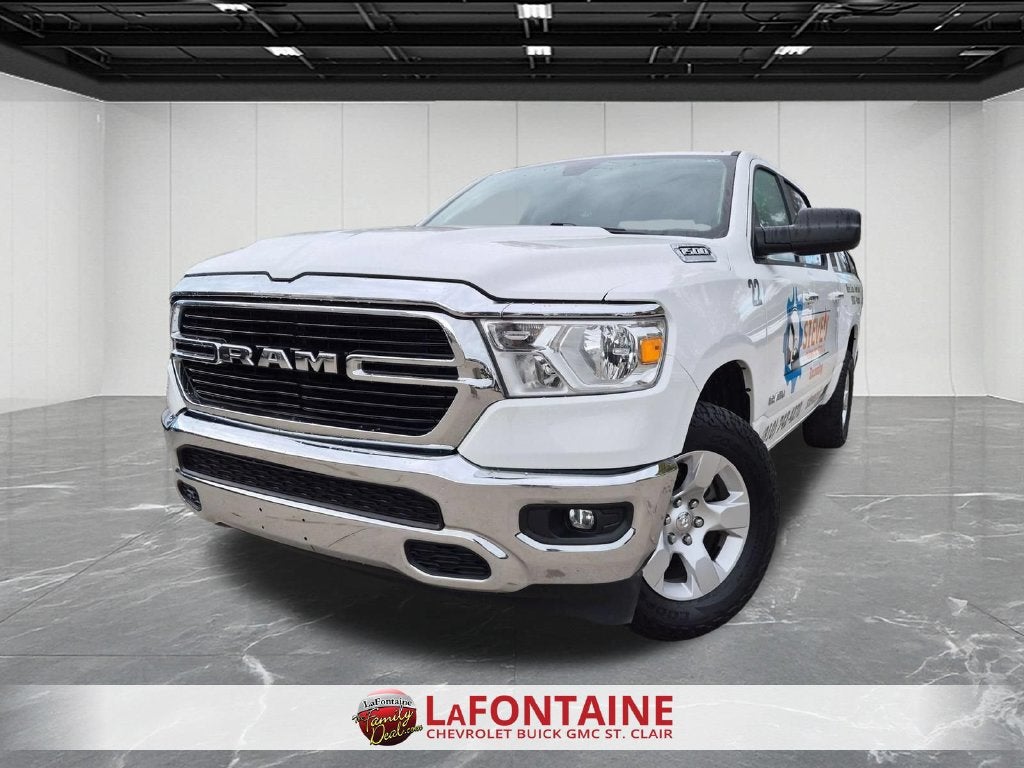 2020 RAM 1500 Big Horn Crew Cab 4x4 5'7" Box