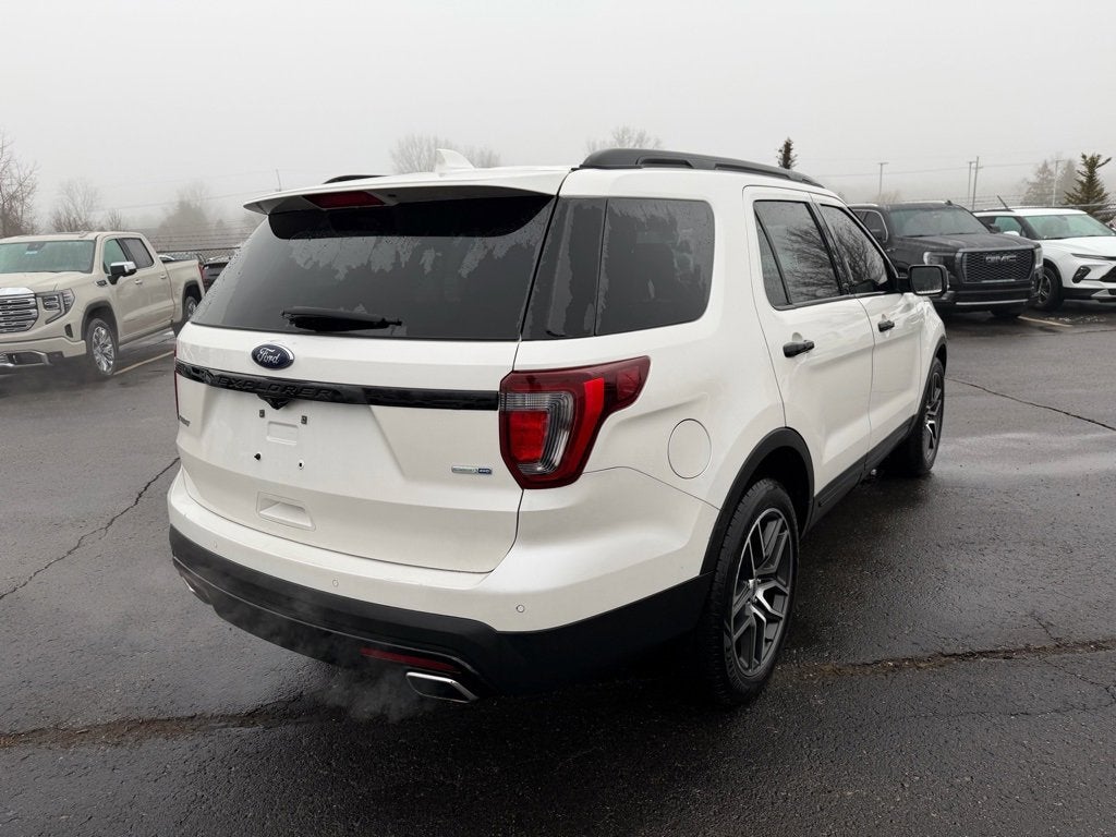 2016 Ford Explorer Sport