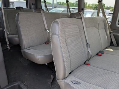2025 Chevrolet Express Passenger 1LT