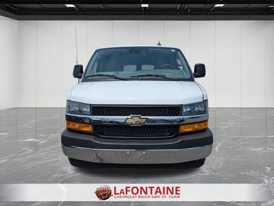 2025 Chevrolet Express Passenger 1LT