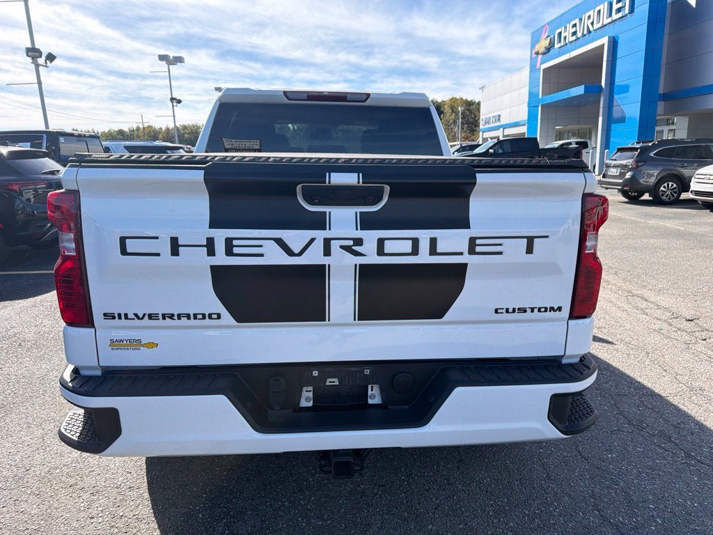 2022 Chevrolet Silverado 1500 Custom
