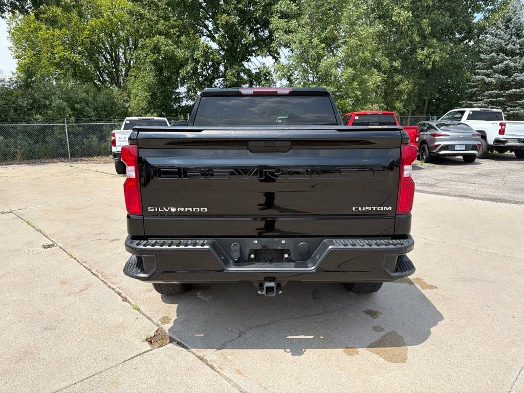 2022 Chevrolet Silverado 1500 LTD Custom Trail Boss