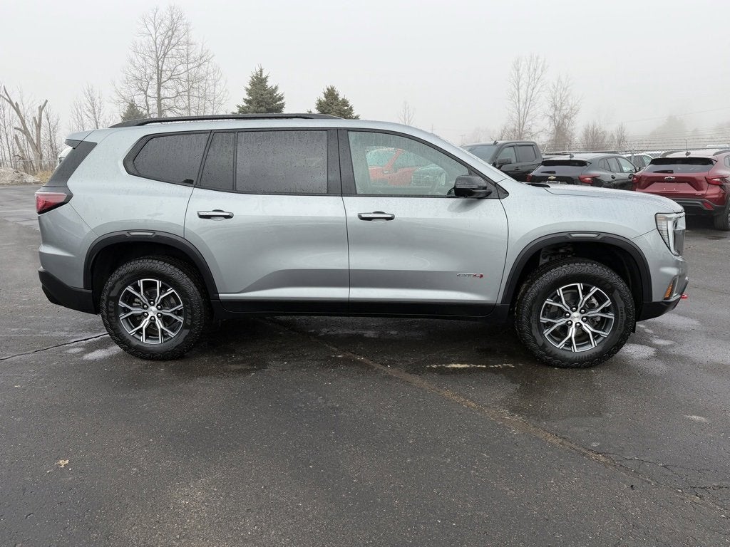 2024 GMC Acadia AT4