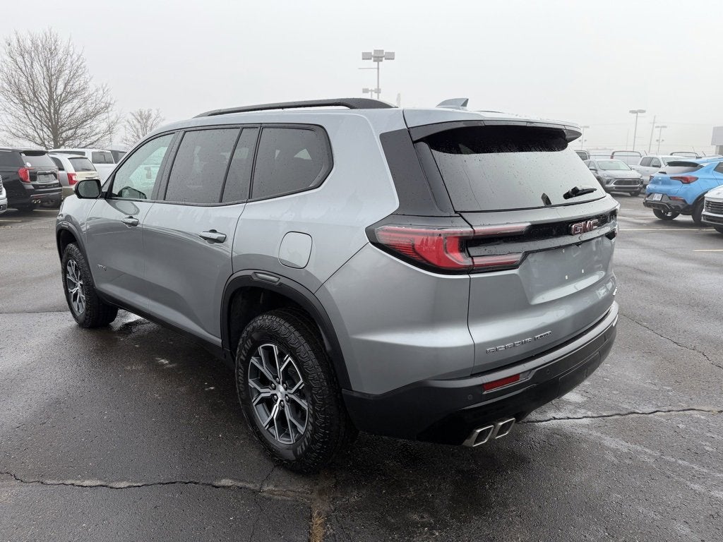 2024 GMC Acadia AT4