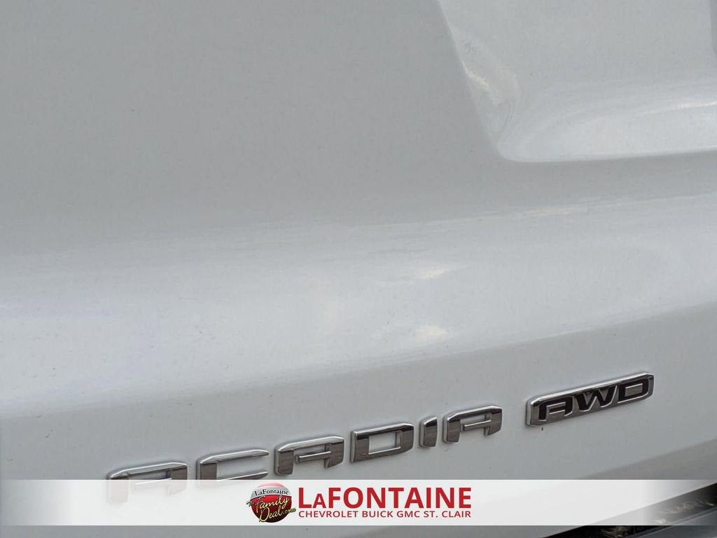 2024 GMC Acadia Denali