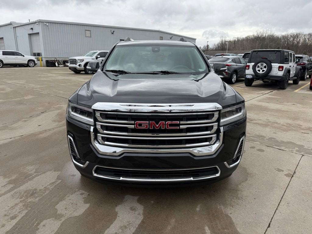 2023 GMC Acadia SLT