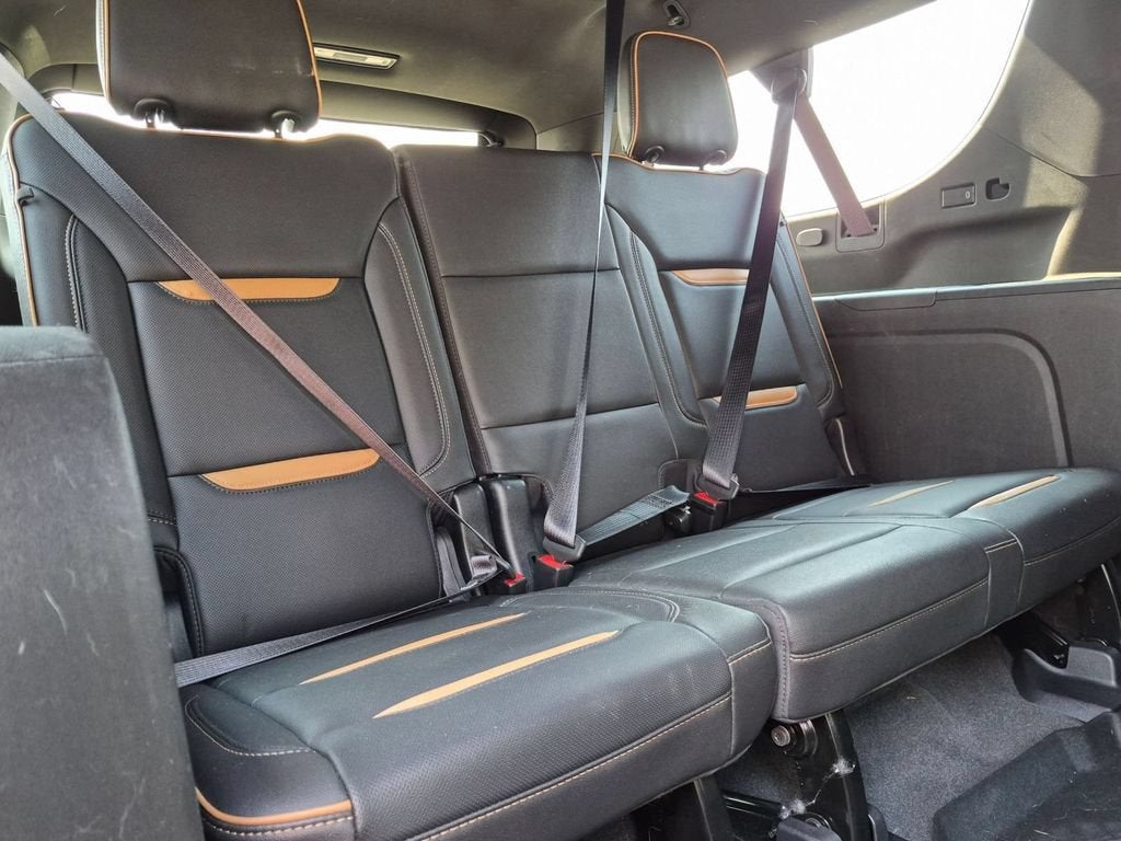 2021 GMC Yukon XL AT4