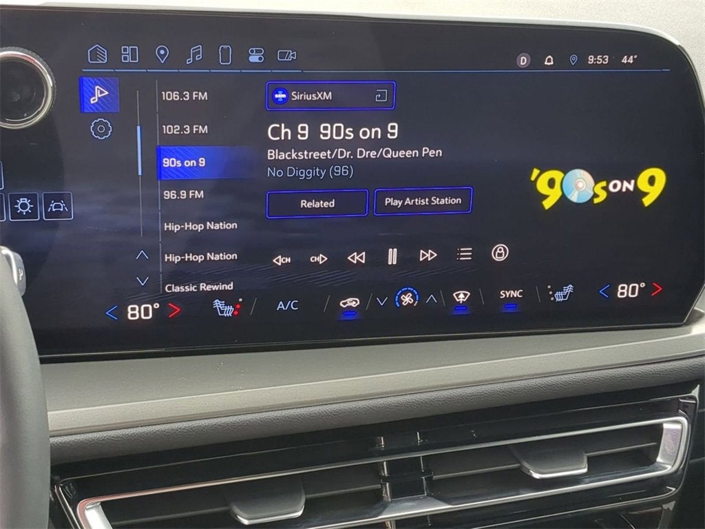 2024 Chevrolet Traverse LS