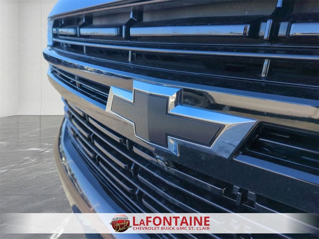 2024 Chevrolet Suburban RST