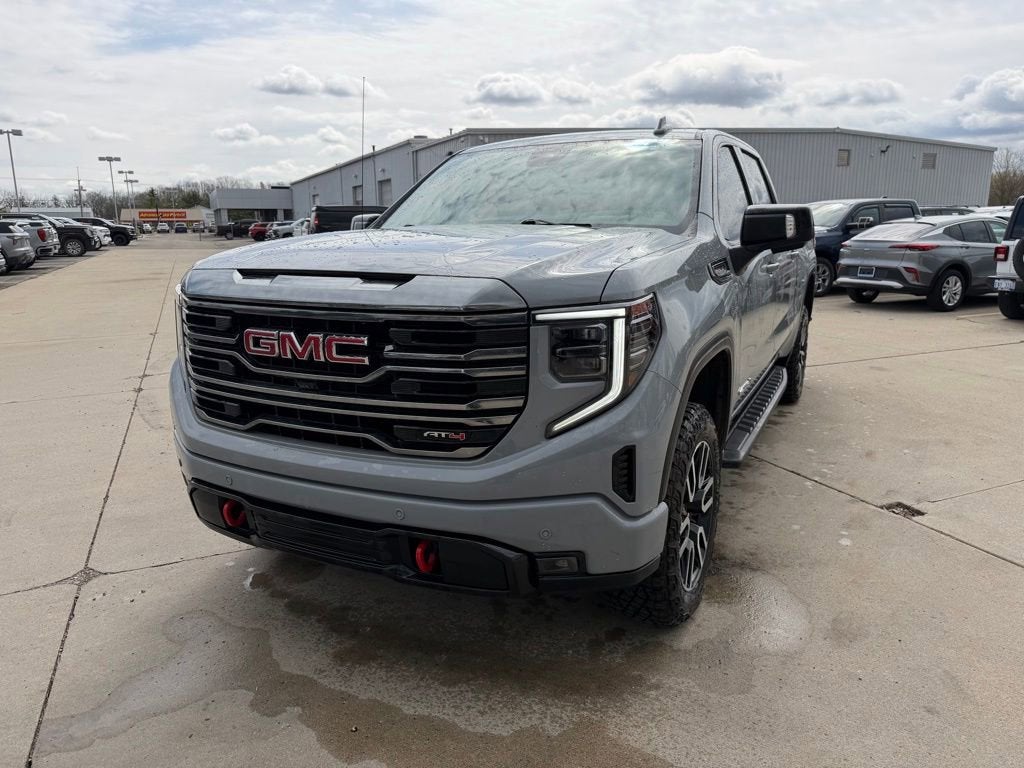 2024 GMC Sierra 1500 AT4