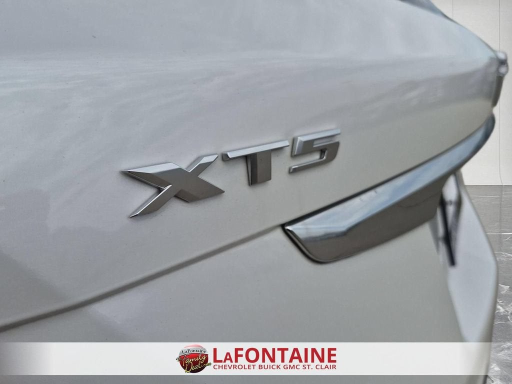 2025 Cadillac XT5 Premium Luxury