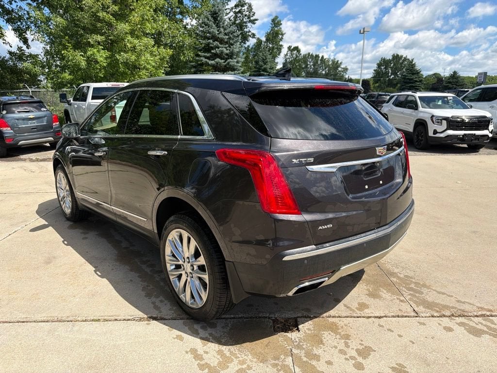 2017 Cadillac XT5 Platinum AWD
