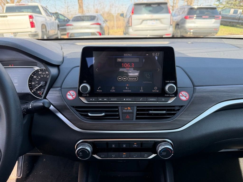 2025 Nissan Altima SV