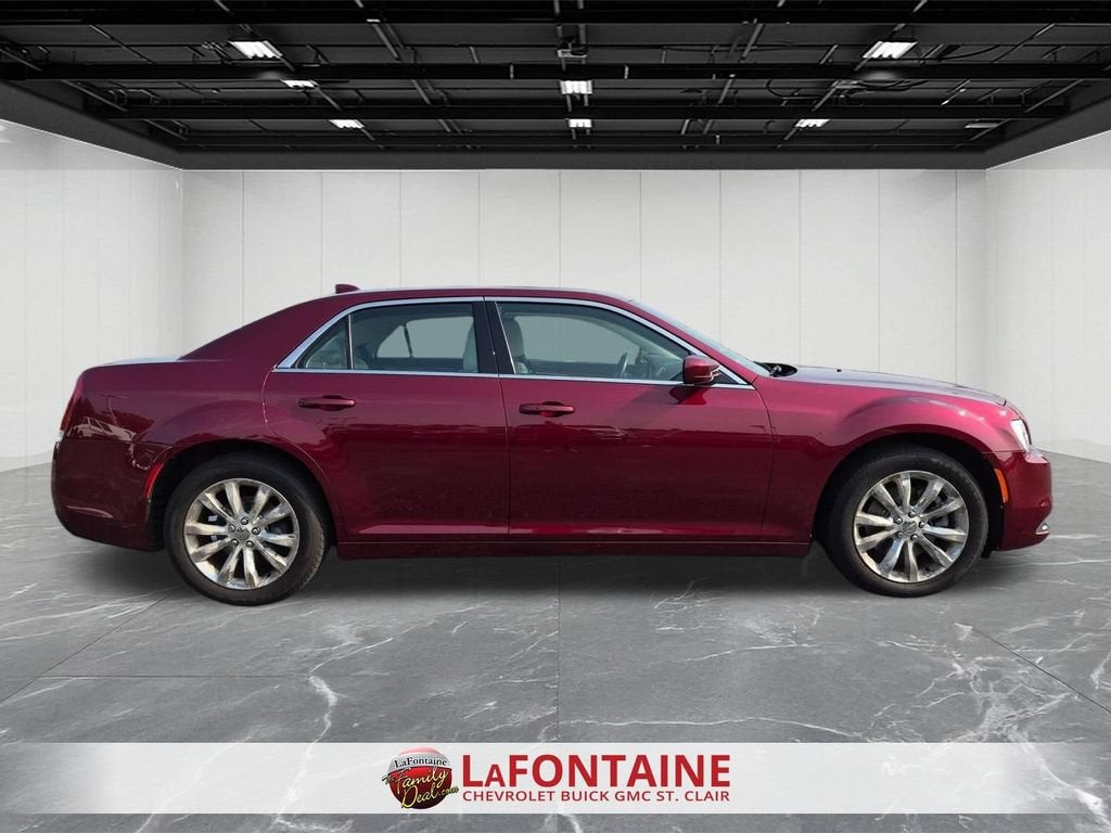 2016 Chrysler 300 Anniversary Edition