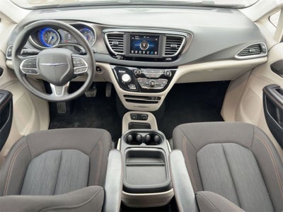 2020 Chrysler Pacifica Touring