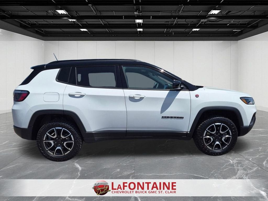 2025 Jeep Compass Trailhawk 4x4