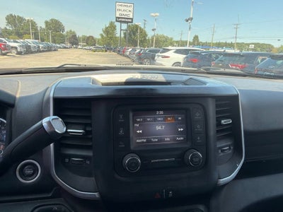 2019 RAM 2500 Big Horn Crew Cab 4x4 8' Box