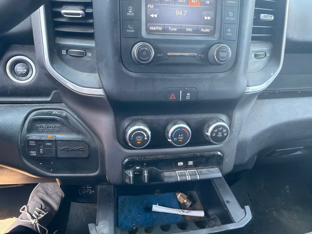 2019 RAM 2500 Big Horn Crew Cab 4x4 8' Box