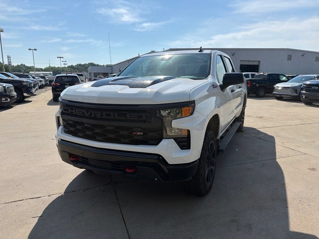 2022 Chevrolet Silverado 1500 Custom Trail Boss