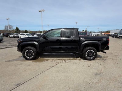 2025 Toyota Tacoma 4WD SR