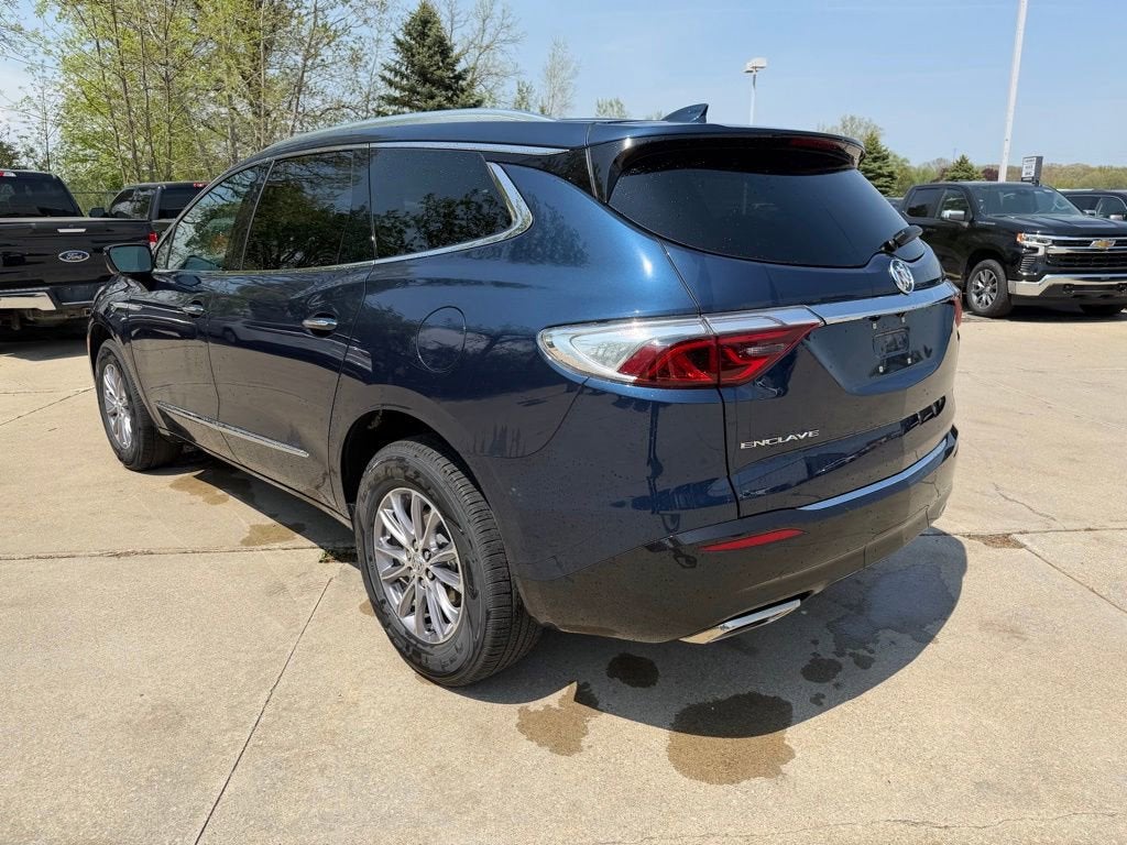 2024 Buick Enclave Essence
