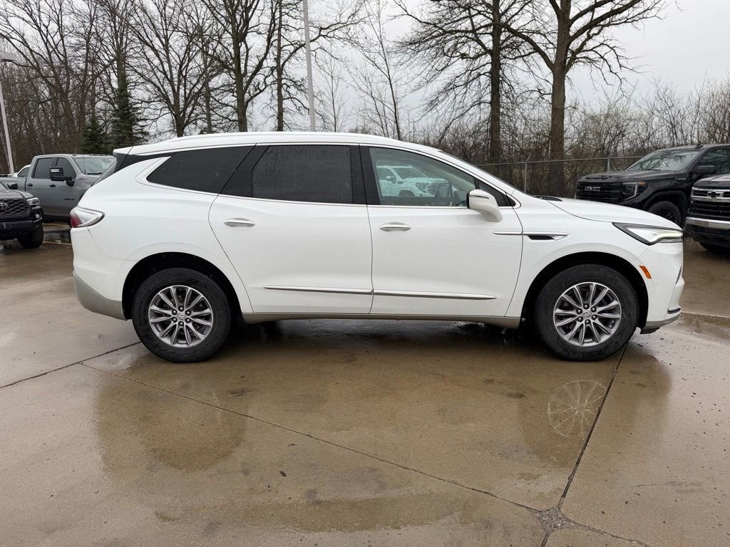 2024 Buick Enclave Essence