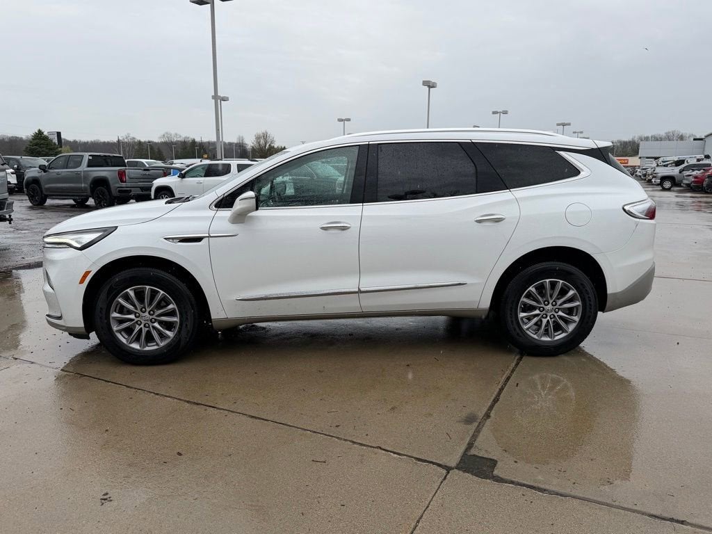 2024 Buick Enclave Essence