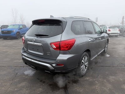 2020 Nissan Pathfinder SL