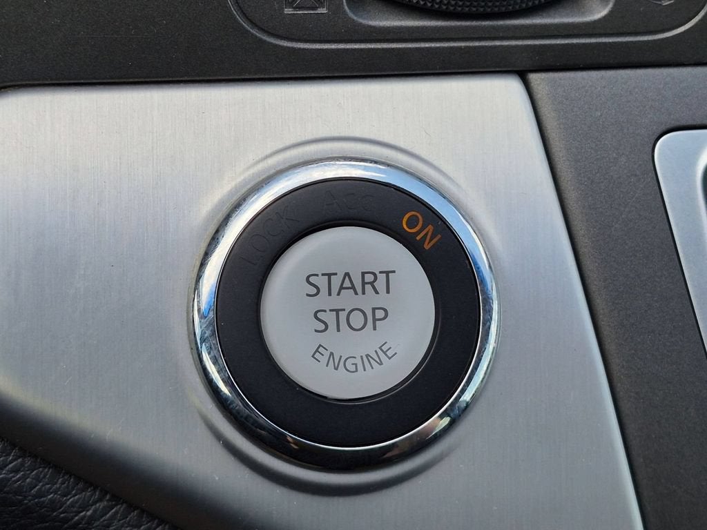 2012 Nissan Murano LE